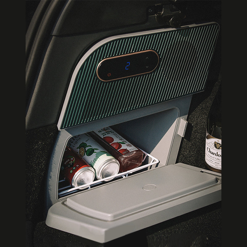 テスラModel Y用ミニ冷蔵庫 カーコンプレッサー 急速冷却 車中泊 キャンプ テスラモデルY専用設計の商品画像 1