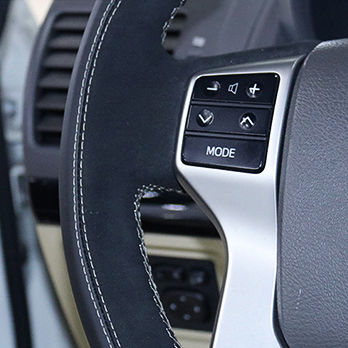 TOYOTA トヨタ 高級本革 編み込み式 ハンドルカバー フィット感抜群 四季汎用 滑り止め 専用ハンドルカバー | iCarCompanion