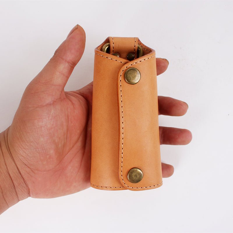 汎用 車キーケース 本革キーカバー 真鍮ボタン おしゃれ シンプルデザイン - iCarCompanion