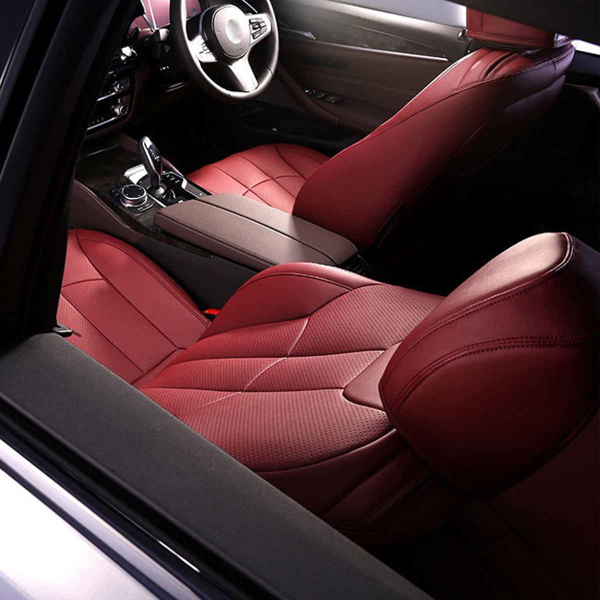 BMW専用 高級シートカバー  ロゴ入り レザー製 純正シート対応 オーダーメイド 全席 専用シートカバー - 防水5層構造 | iCarCompanion